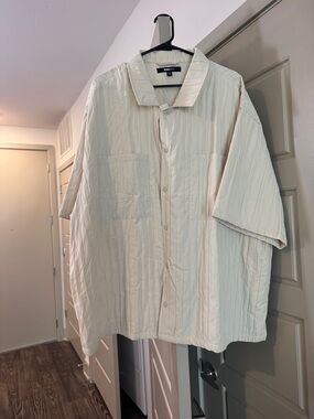 Oversized Short-Sleeve Shirt Jacket in Cream by NovaMen